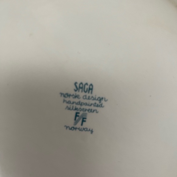 FIGGJO NORWAY SAGA MODERN  SOUP TUREEN WITH LADLE SILKSCREEN NORSKE FOLK - Picture 6 of 8